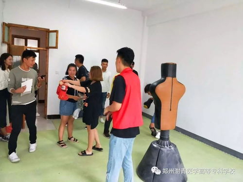 校學工部組織2017級學生干部參觀校心理健康教育與咨詢中心